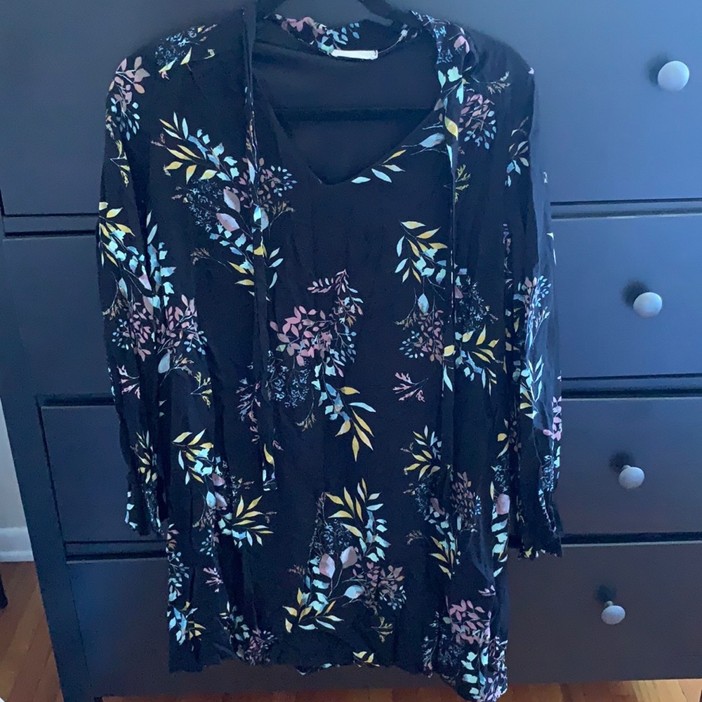 Women’s dress